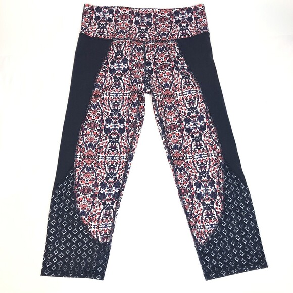 Athleta Salutation Sz M Leggings Paisley Floral Geo Navy Pattern Mid Rise Crop - Picture 1 of 8